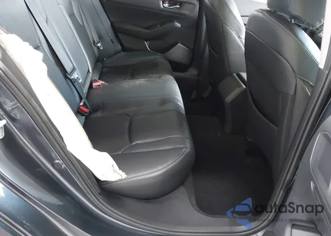 2024 Honda Accord Ex z USA, uszkodzony, nr VIN 1HGCY1F32RA052302